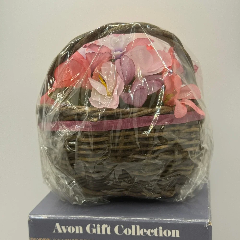 Avon Floral Basket Pomander Gift Collection Home‎ Decor Flower Basket